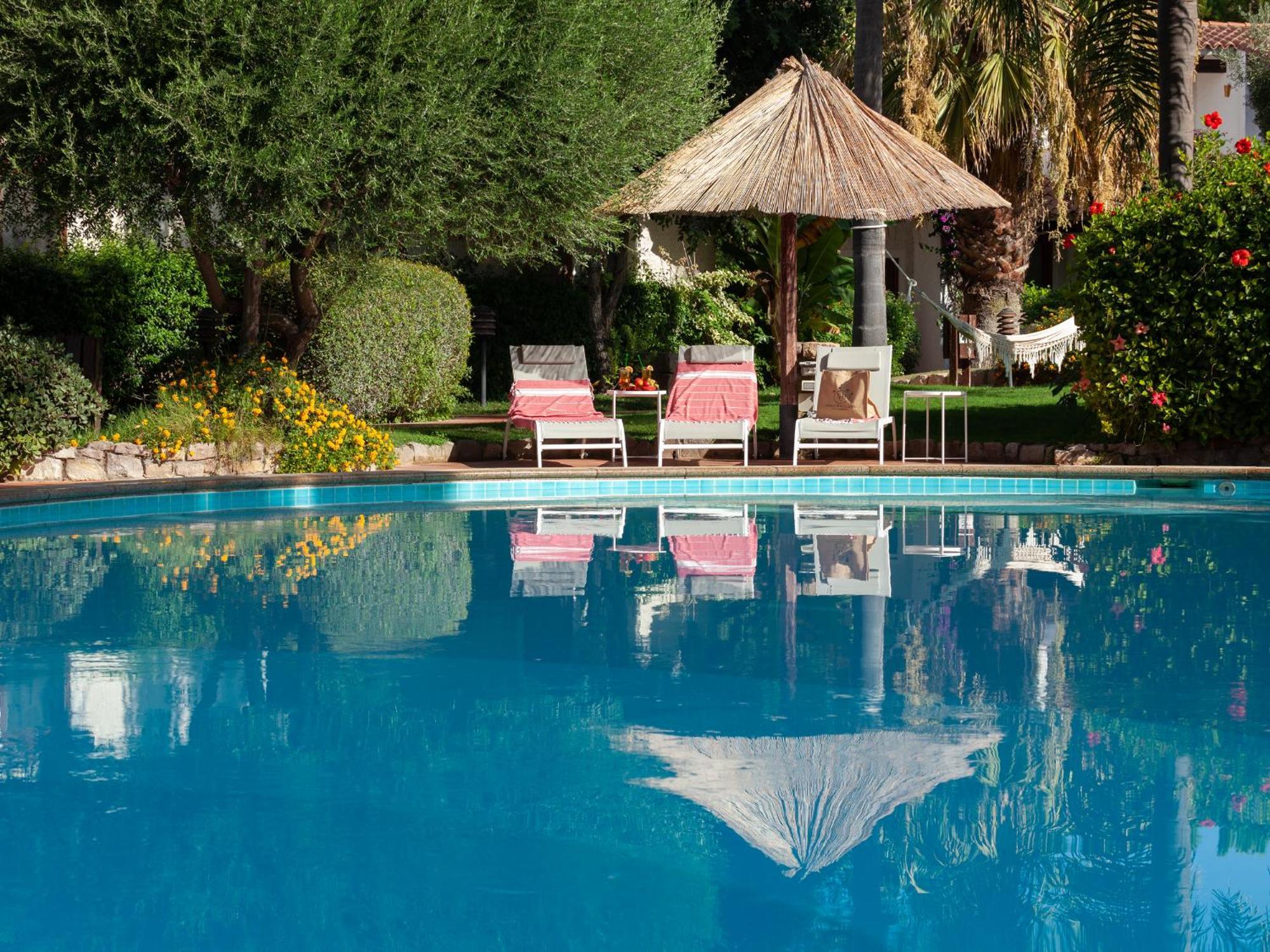 Nora Club Hotel & Spa Pula Extérieur photo