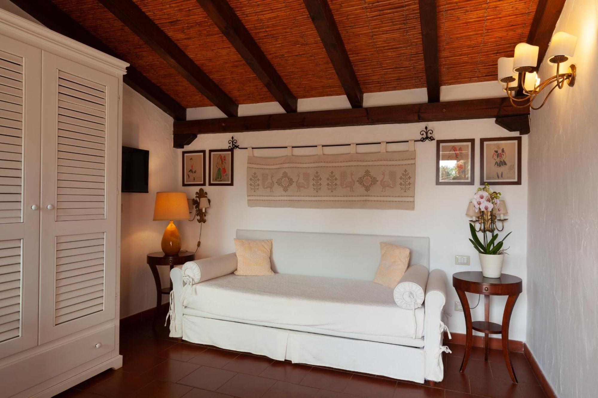 Nora Club Hotel & Spa Pula Extérieur photo